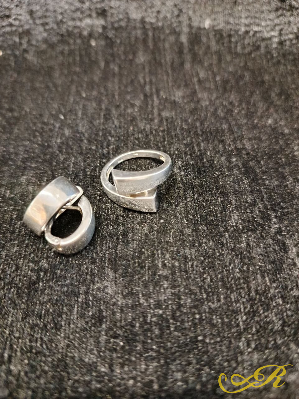 серебряный набор, кольцо, серьги. 925 проба. 8 гр