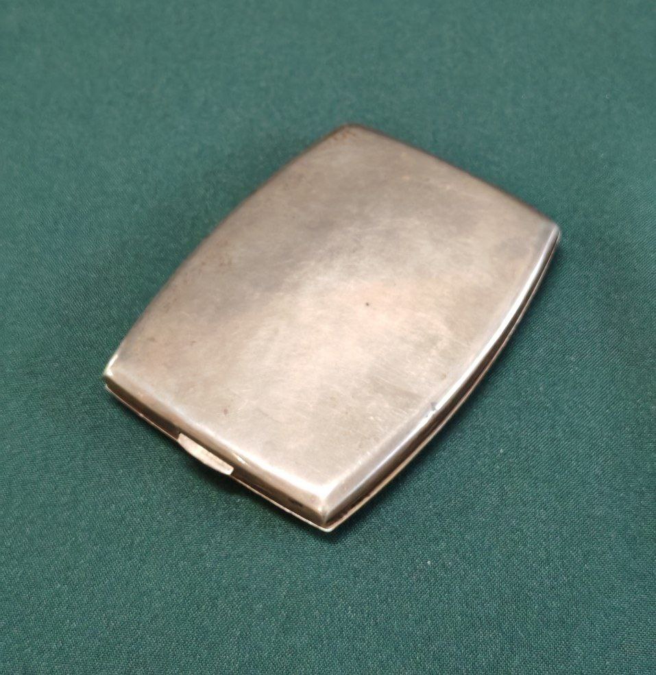 Портсигар серебро с золотой накладкой, 150 гр.