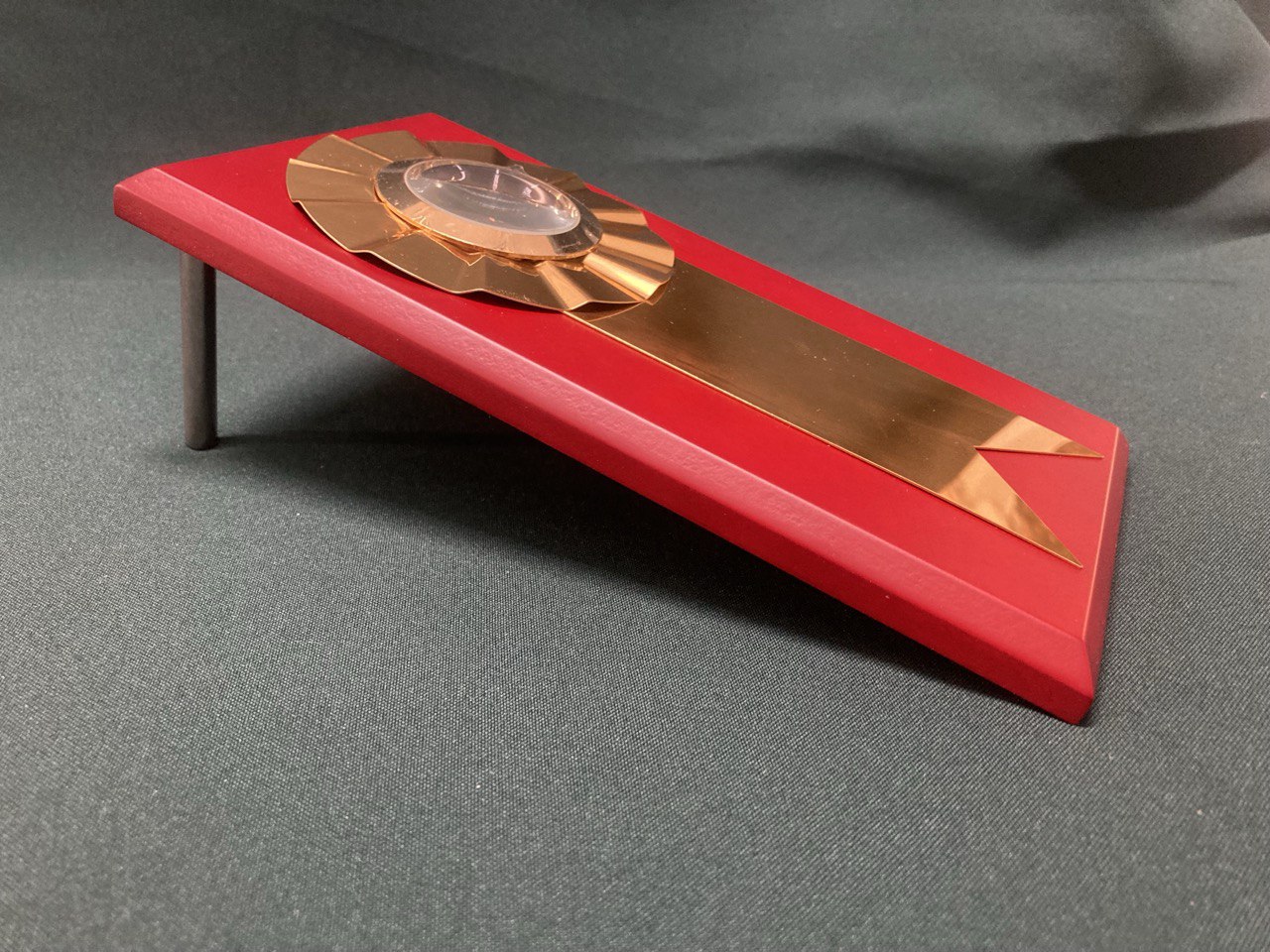 Часы настольные.