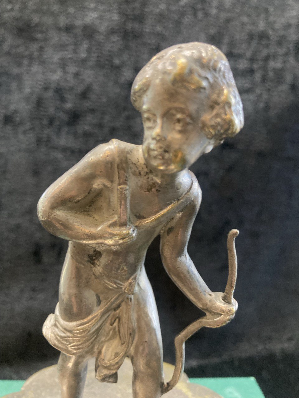 Статуэтка "мальчик с луком" Schiffers Warszawa