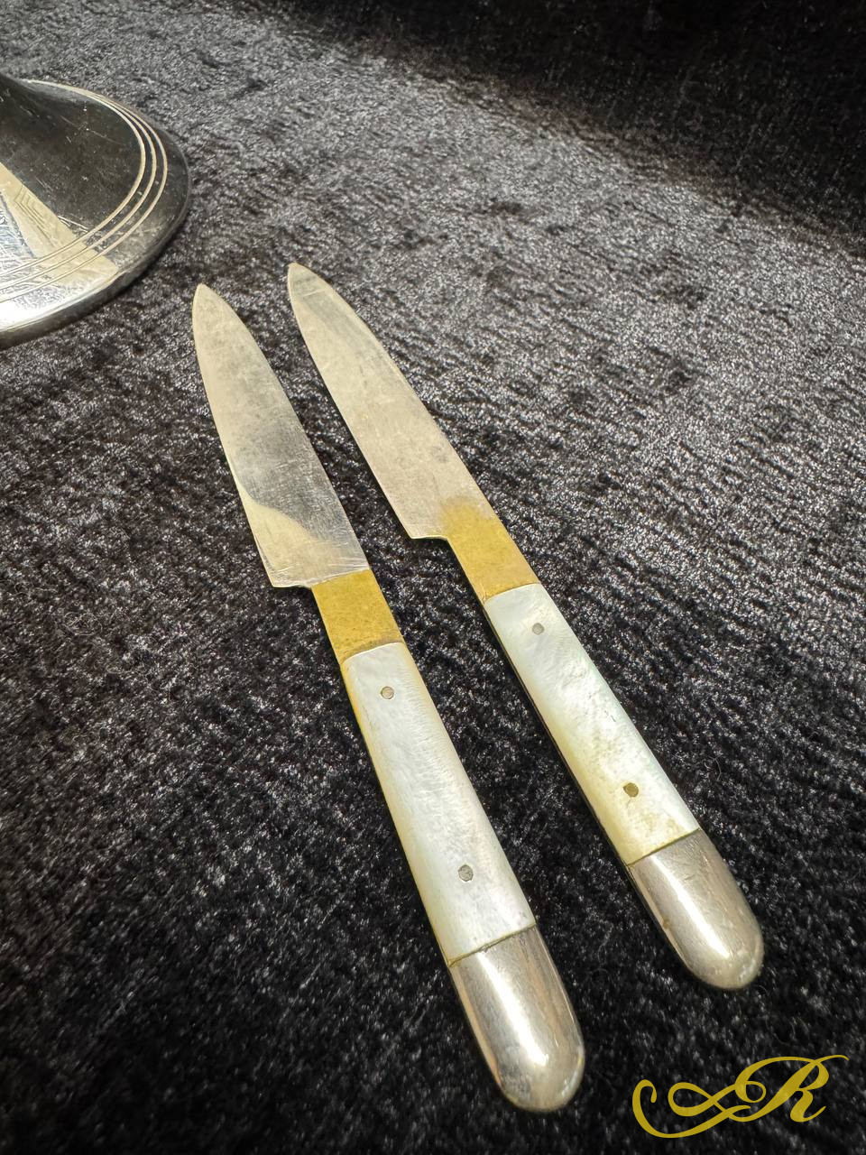 Набор ножей десертных в подставке (12 шт.), сер. XX века, Европа.