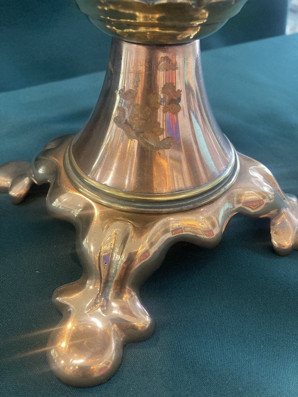 Бульотка винный фонтан. Англия.