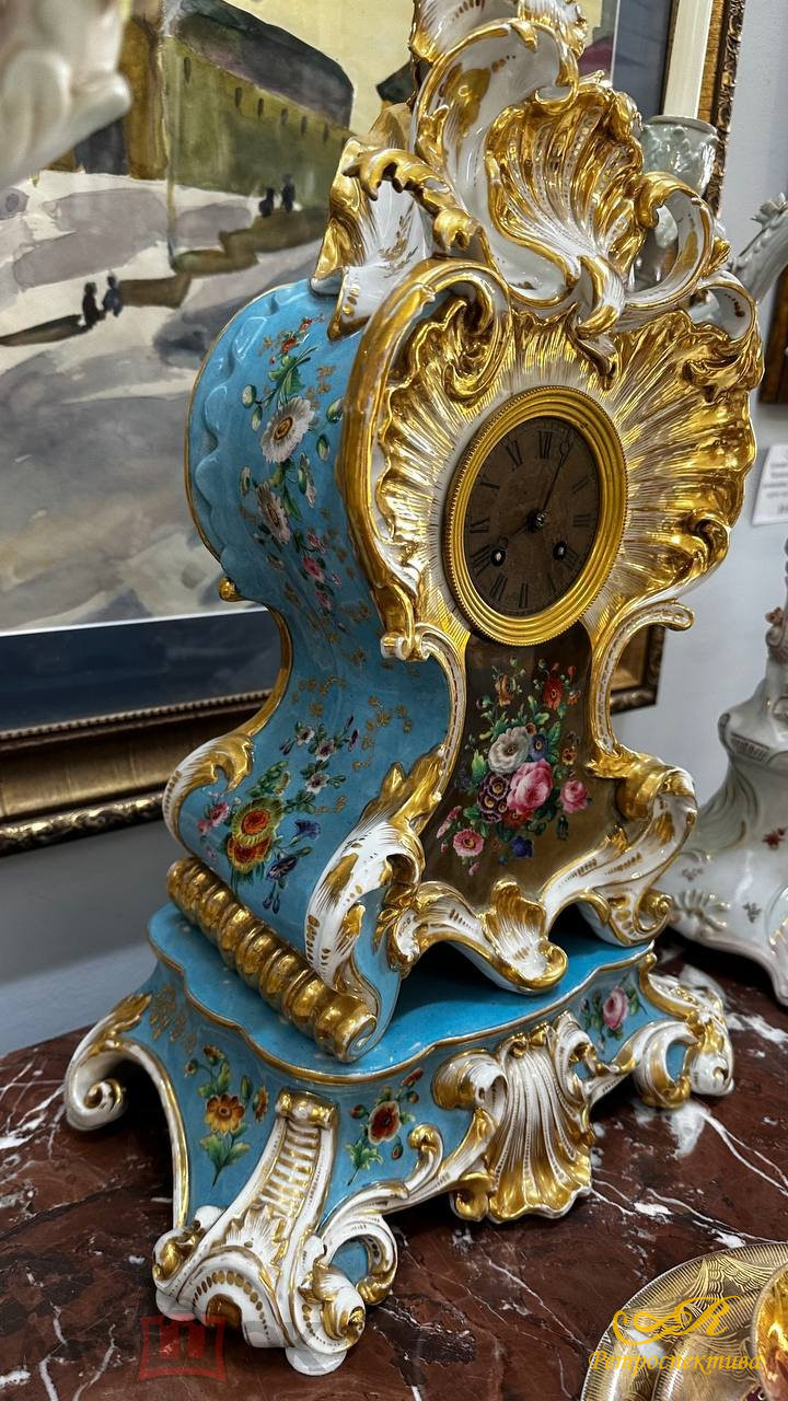 Часы. Мануфактура Миклашевского "Рококо", фарфор, золочение, живопись, 1840-50 года.