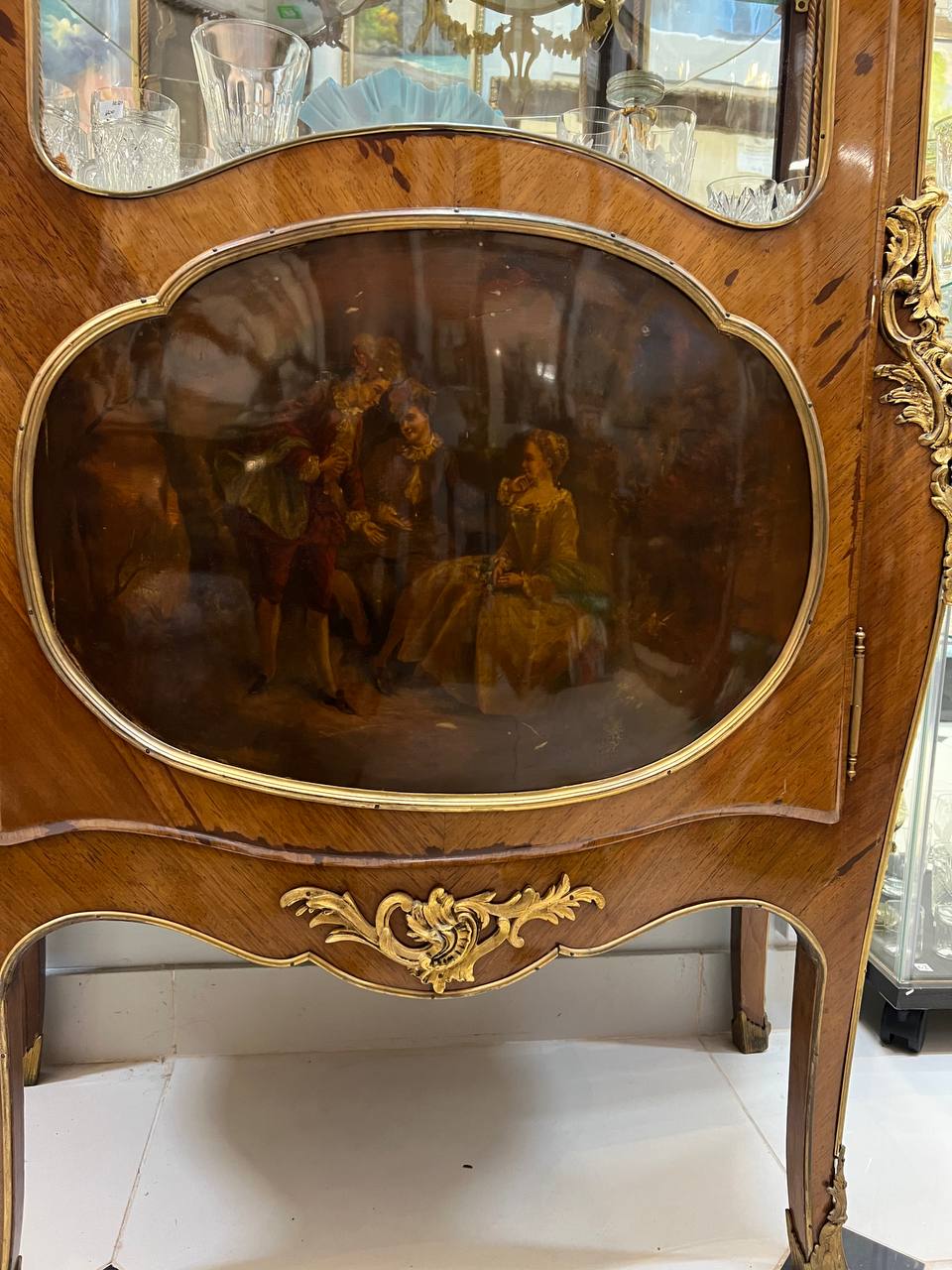 Витрина XIХ век, Франция