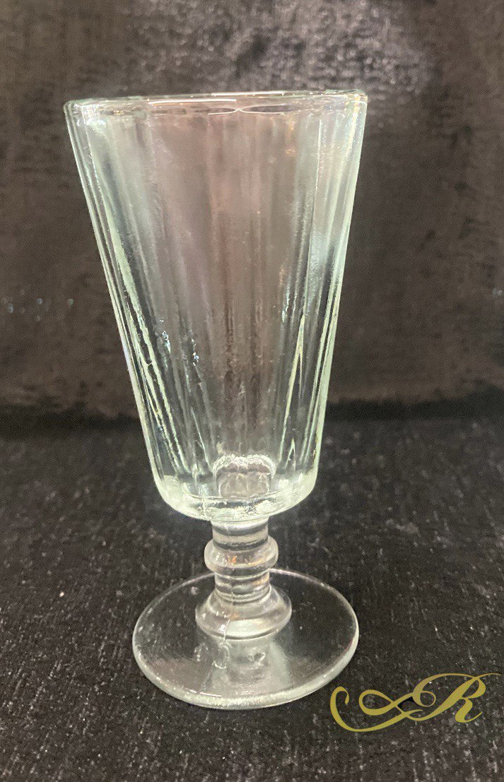 Рюмка Лафитник.СССР Высота 10 см.