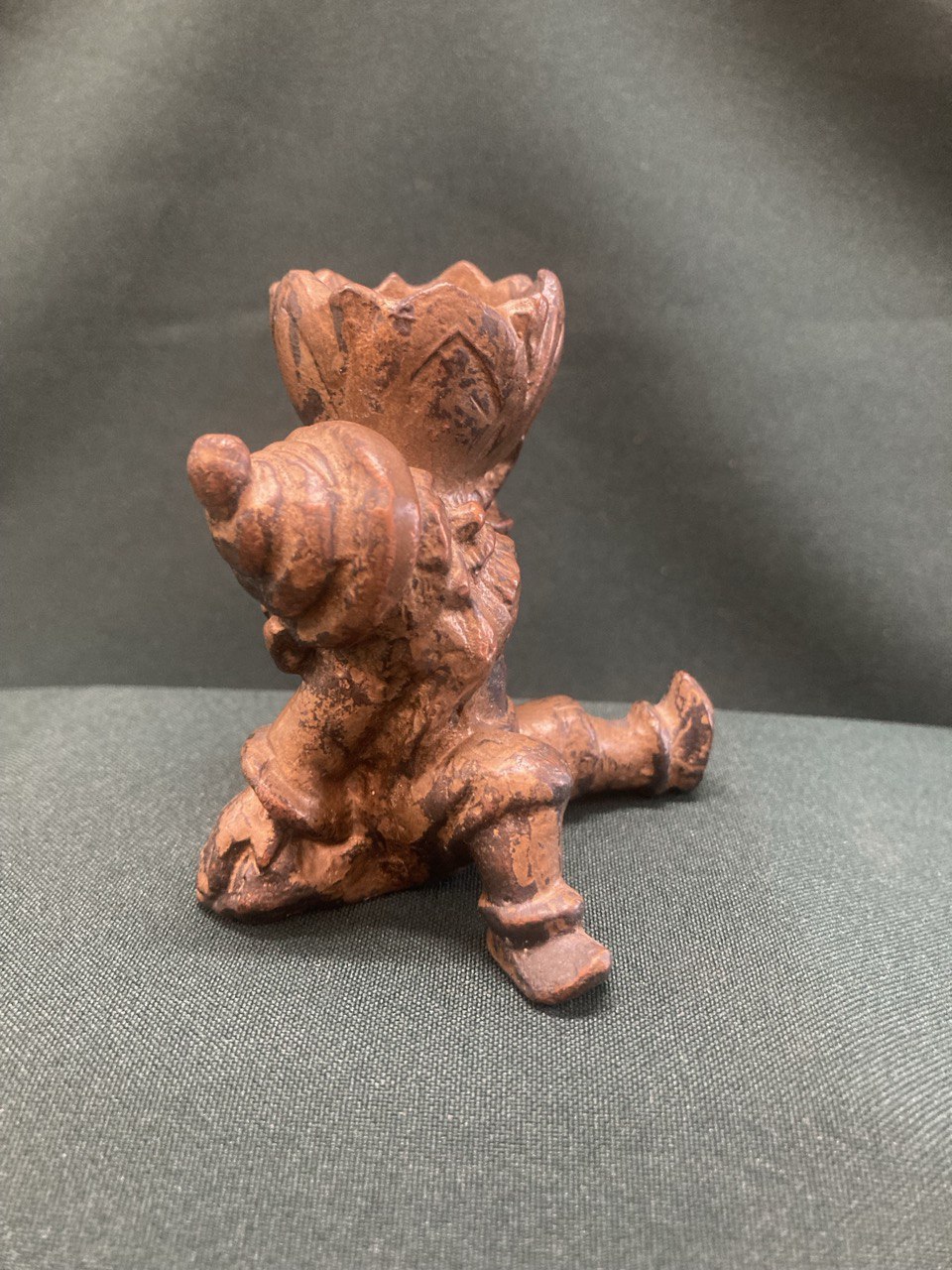 Подсвечник " Гном"