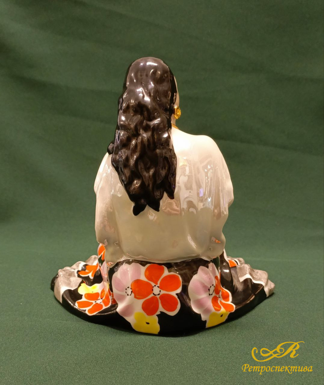 Фарфоровая статуэтка «Цыганка» Дулёво 1966г.