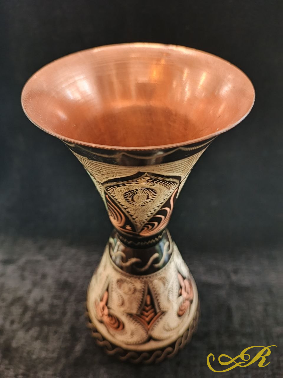   Винтажная медная ваза. Индия.Эмализтрование и гравировка. 24 x 10 см