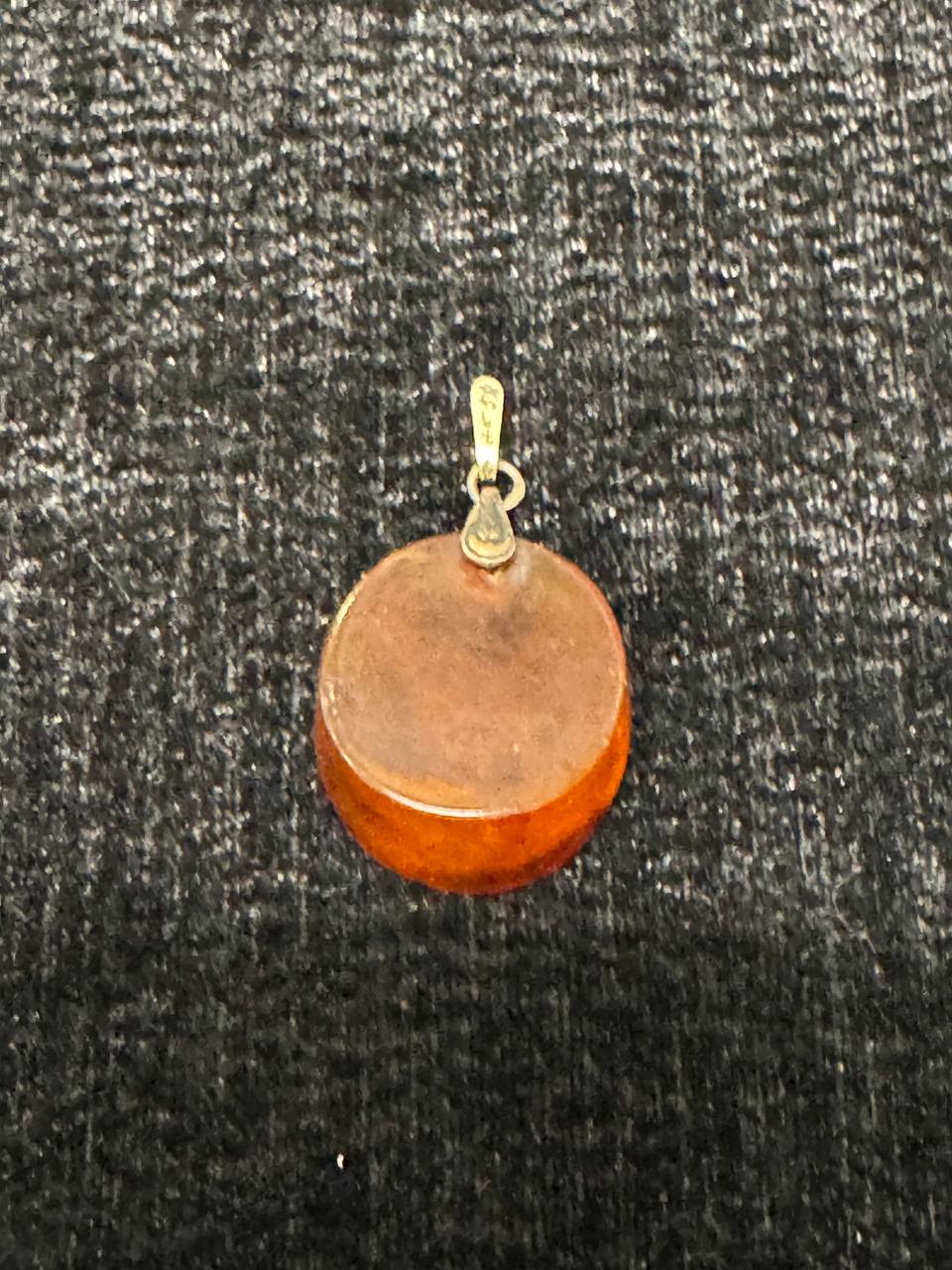 Подвеска серебро с янтарем, 875 пр.