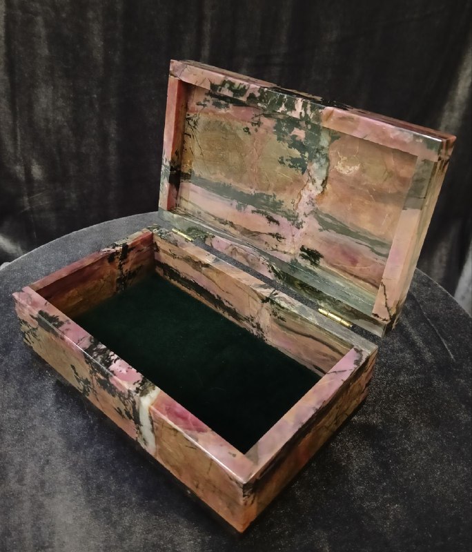 Шкатулка родонит 7.5х16.5х10см