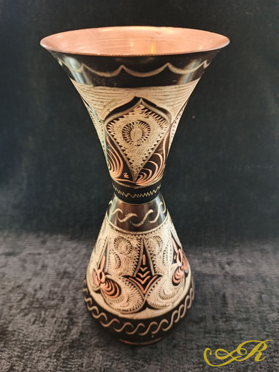   Винтажная медная ваза. Индия.Эмализтрование и гравировка. 24 x 10 см