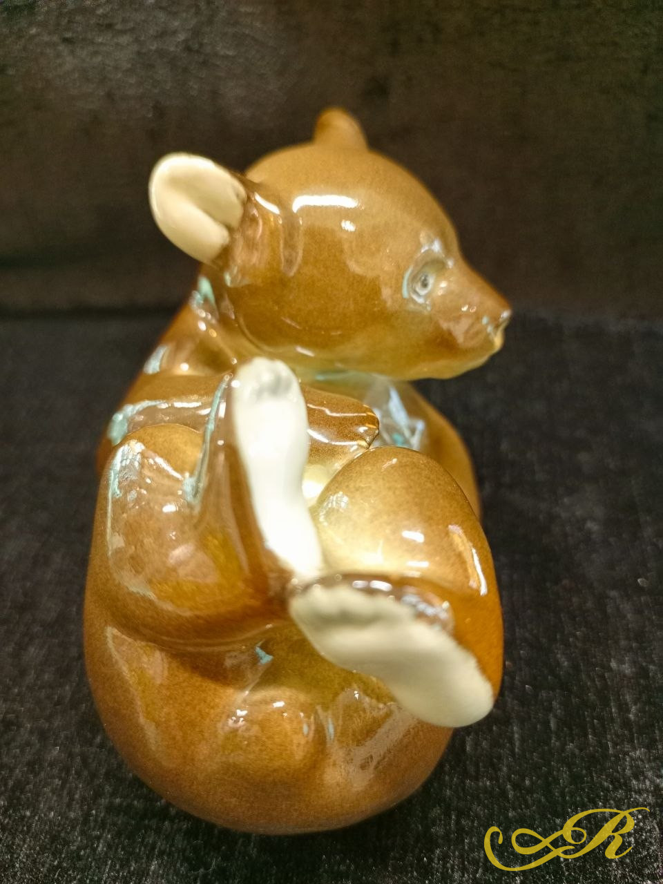  Фарфоровая статуэтка "Медвежонок лежащий" " Резвящийся мишка" ( ЛФЗ) Твердый фарфор Вторая половина ХХ века 1970-1980гг.