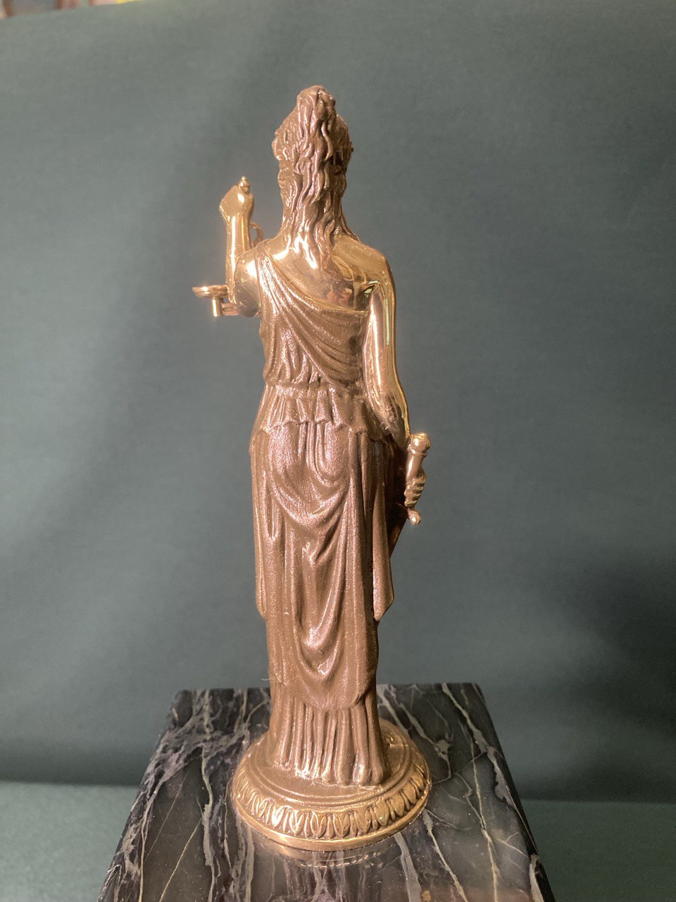 Скульптура "Фемида". Бронза