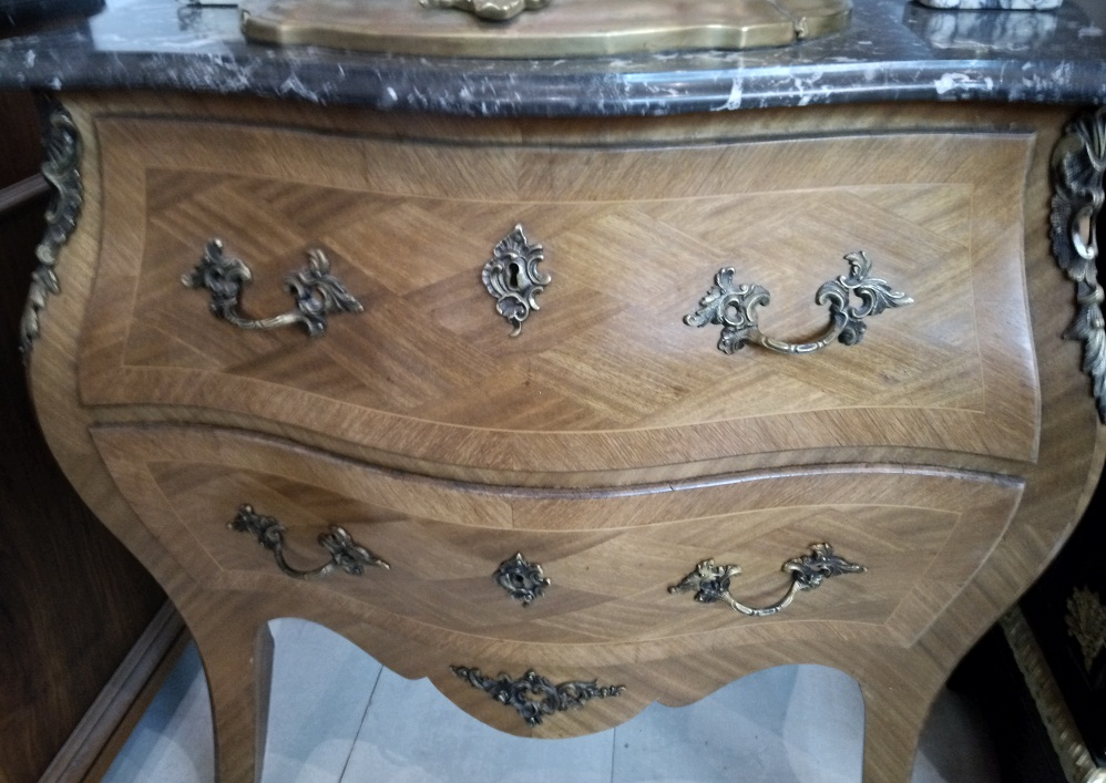 Комод в стиле Рококо, Европа, XIX в.