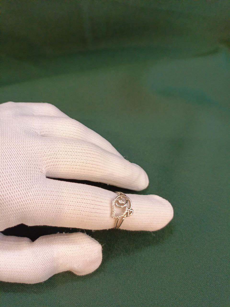 Кольцо серебро 2,1 гр.17 размер.