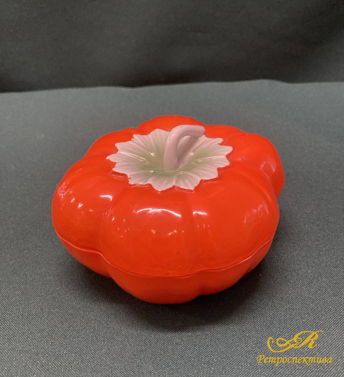 Фарфоровая шкатулка «Тыква»