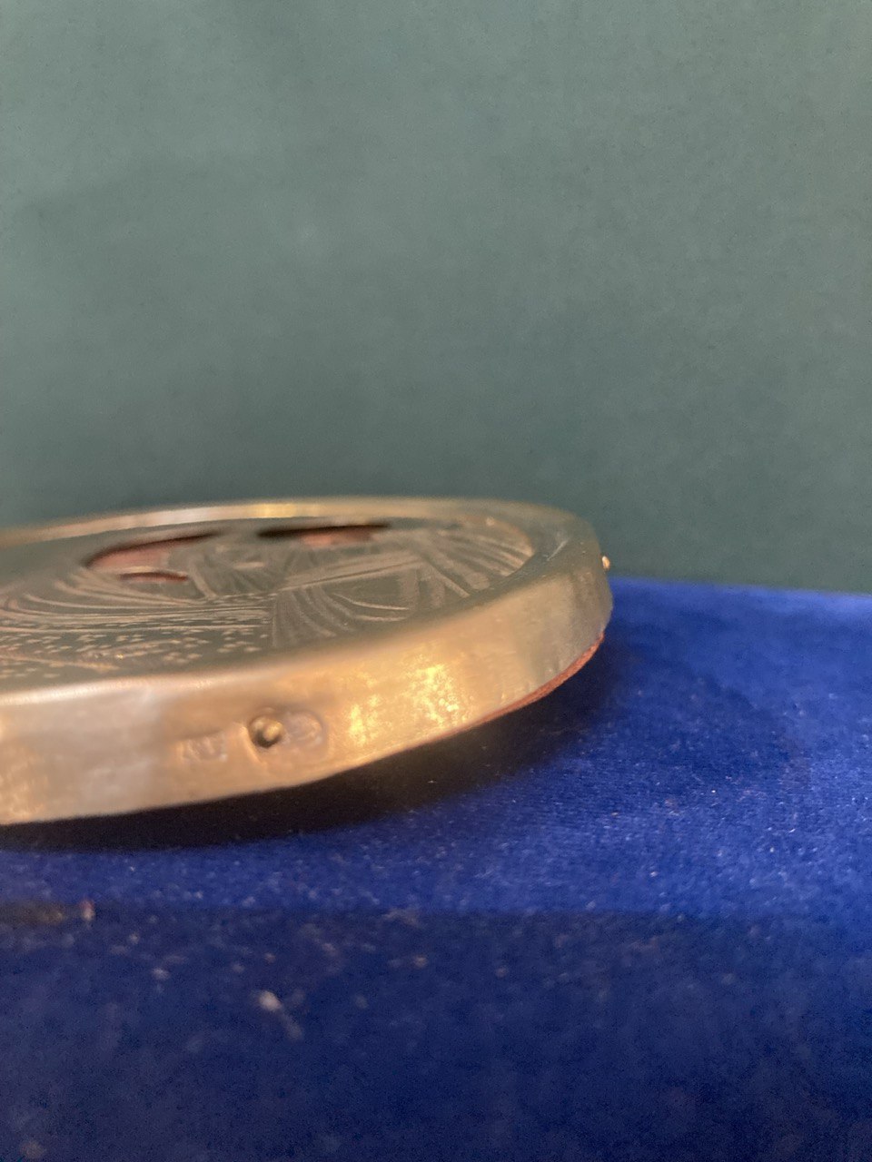 Икона Казанской Божьей Матери. Российская Империя, Москва, конец XIX-Xxвв. Дерево, масло, серебро 84 пр., золочение. 13.5х9.5 см. Клеймо «СГ» Семён Галкин