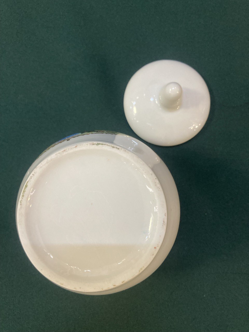 Сахарница  с татарским орнаментом. Высота 12,5 см.