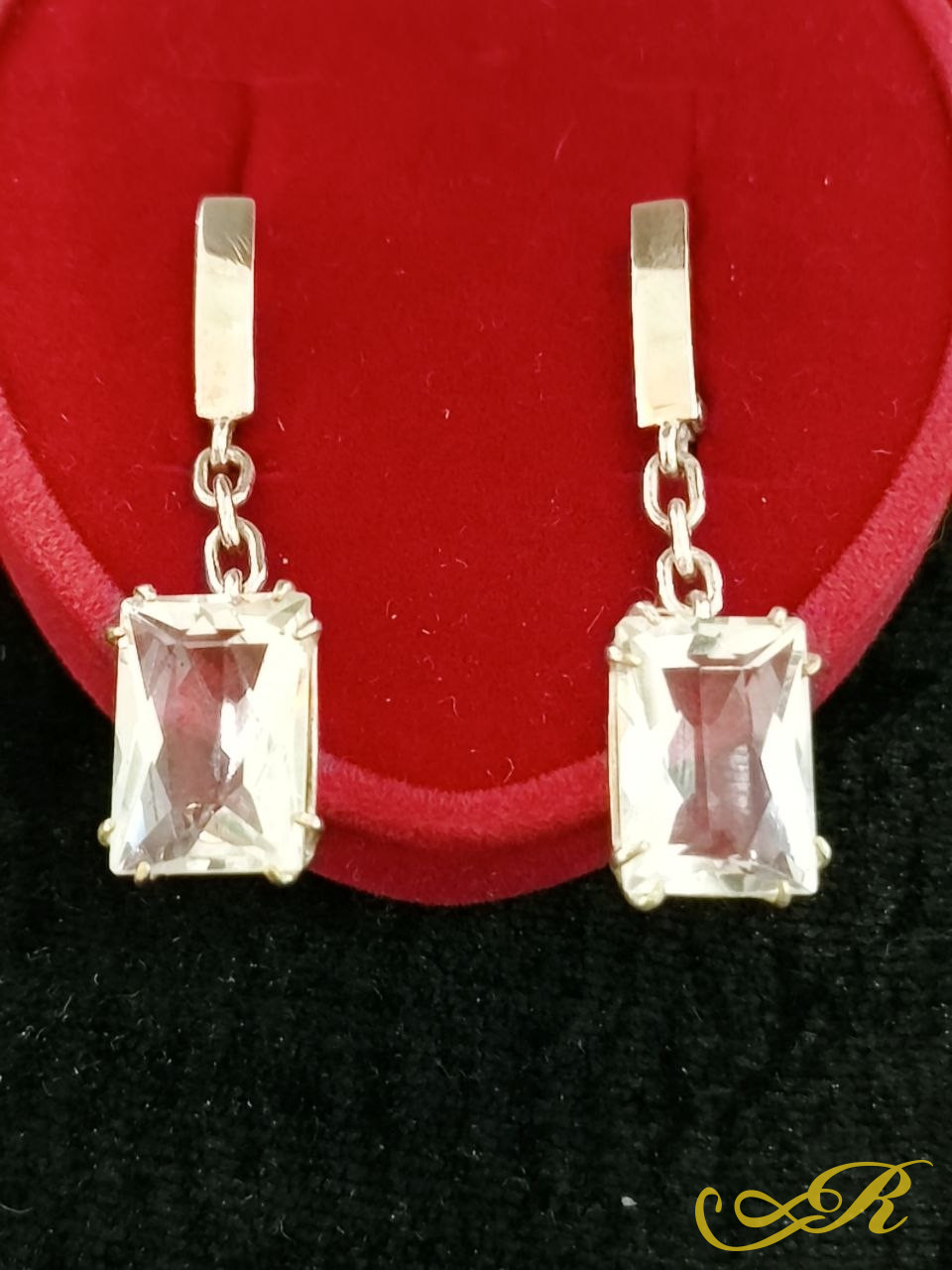  Серьги серебро. Авторская работа. Кварц-хрусталь. Вес-5,38гр. Длина 4,2 см. Камень 1,4x1 см.