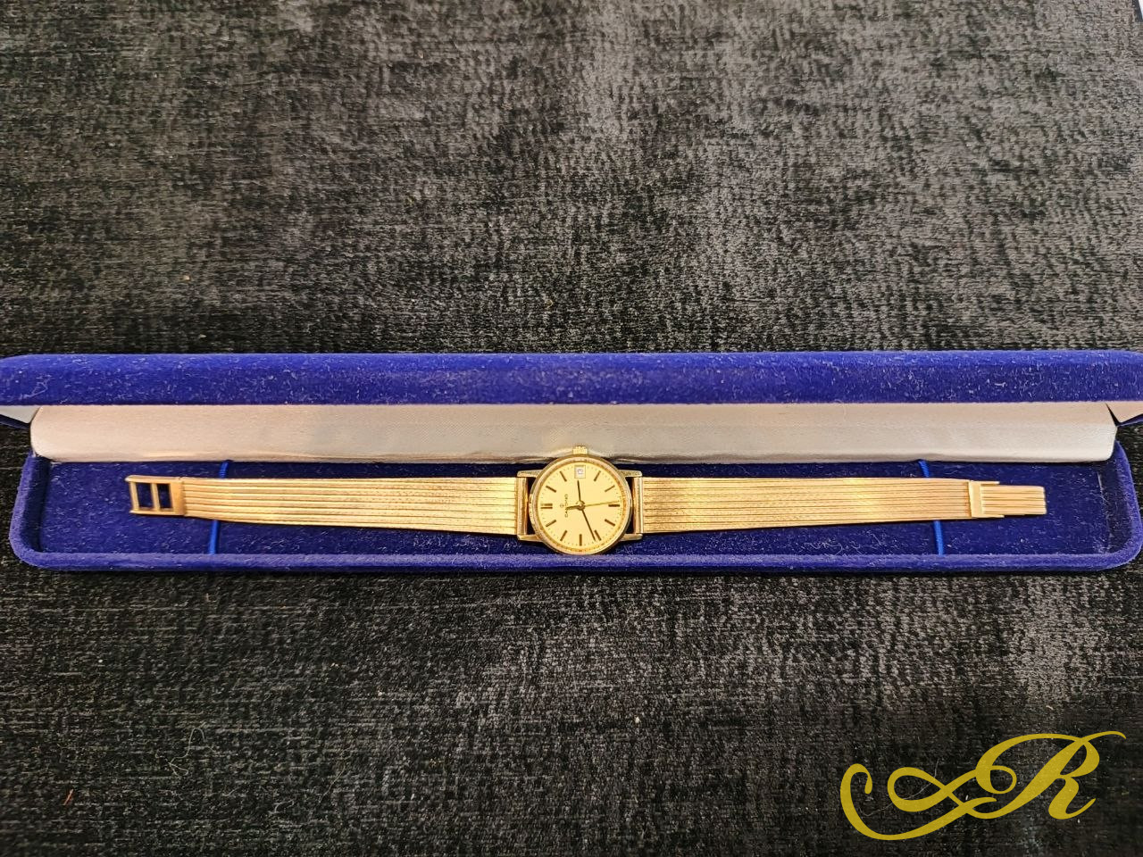 Часы золотые швейцарские "Candino" Винтаж . 585 пробы. Вес 35,6 гр. длина 19 см.