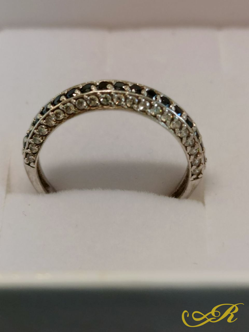  Серебряное кольцо 925 пробы с гранатом . 2,02 гр. 