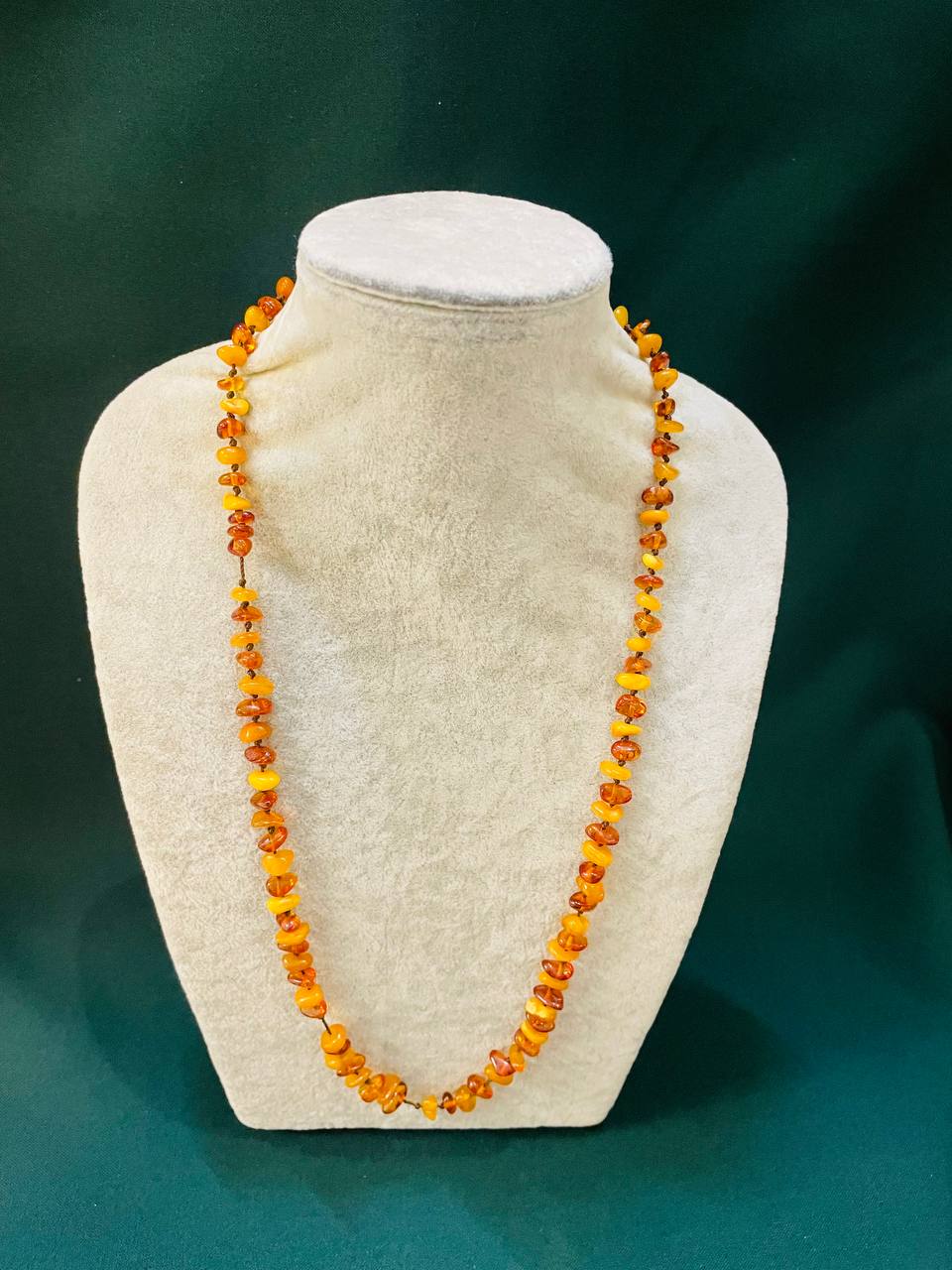 Бусы, янтарь