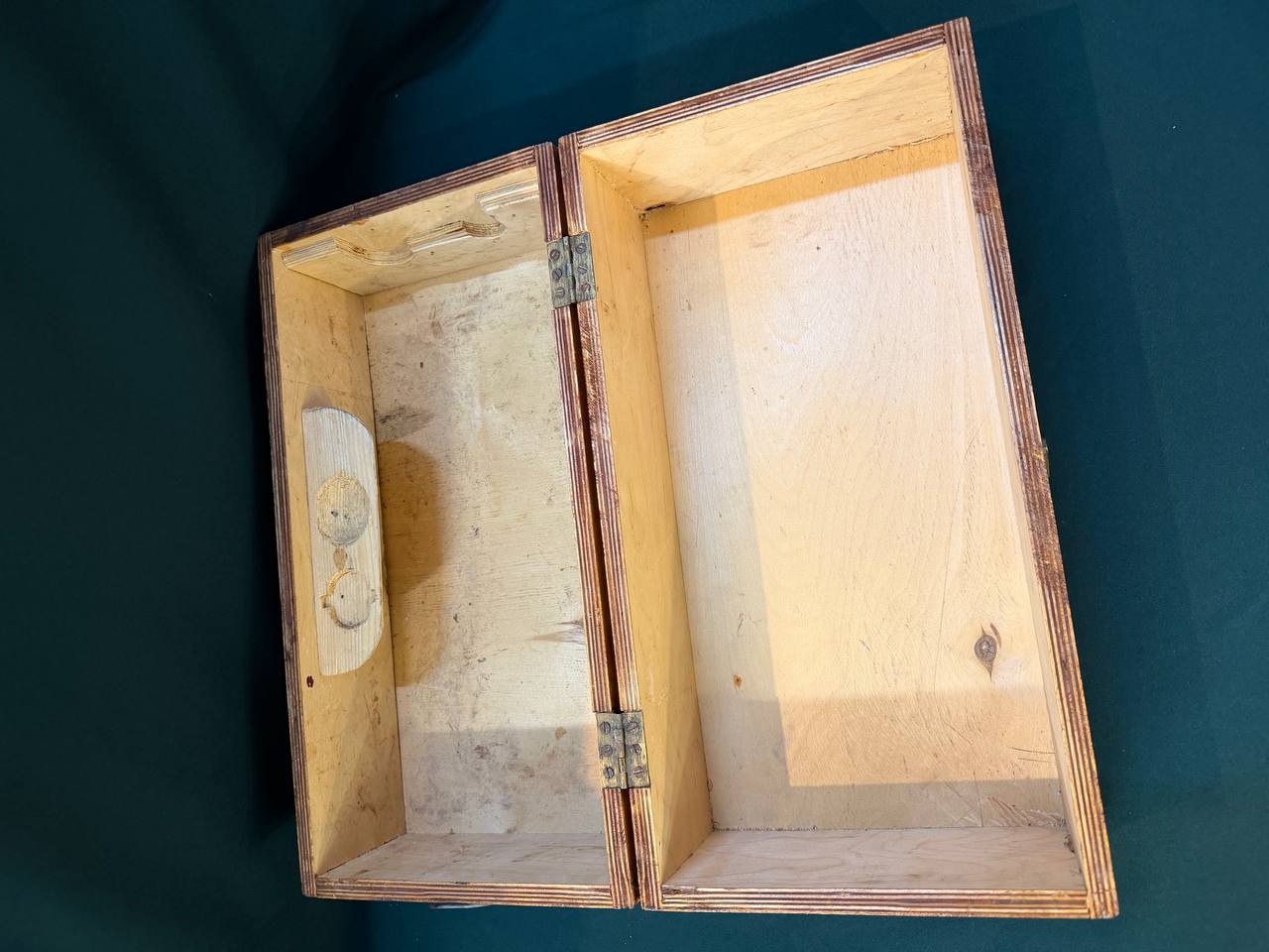 Старинные маленькие Весы FORGE 1/2 KILOG. 