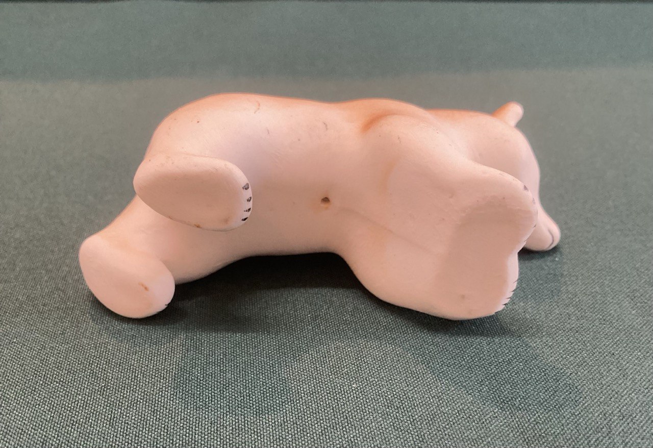 Фарфоровая фигурка "Мишка"