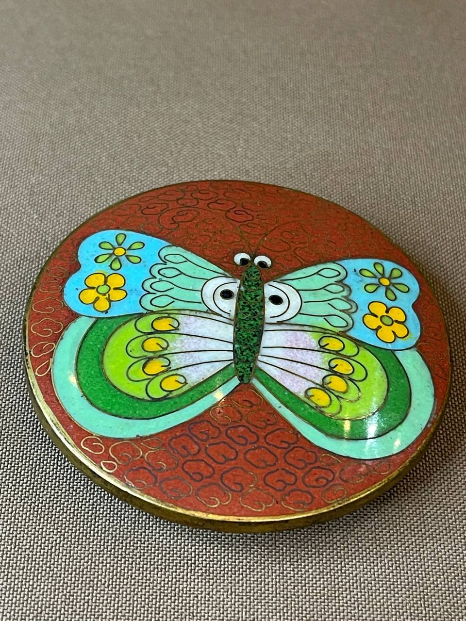 Пряжка для ремня с рисунком бабочка, бронза, эмаль, диаметр 6см