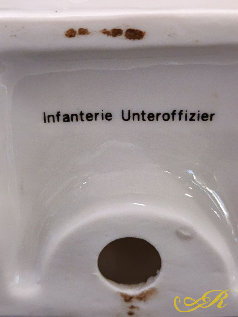  фарфоровая статуэтка «Унтер-офицер пехоты» (Infanterie Unteroffizier)  Германия . Середина XX века. Высота 23 см.