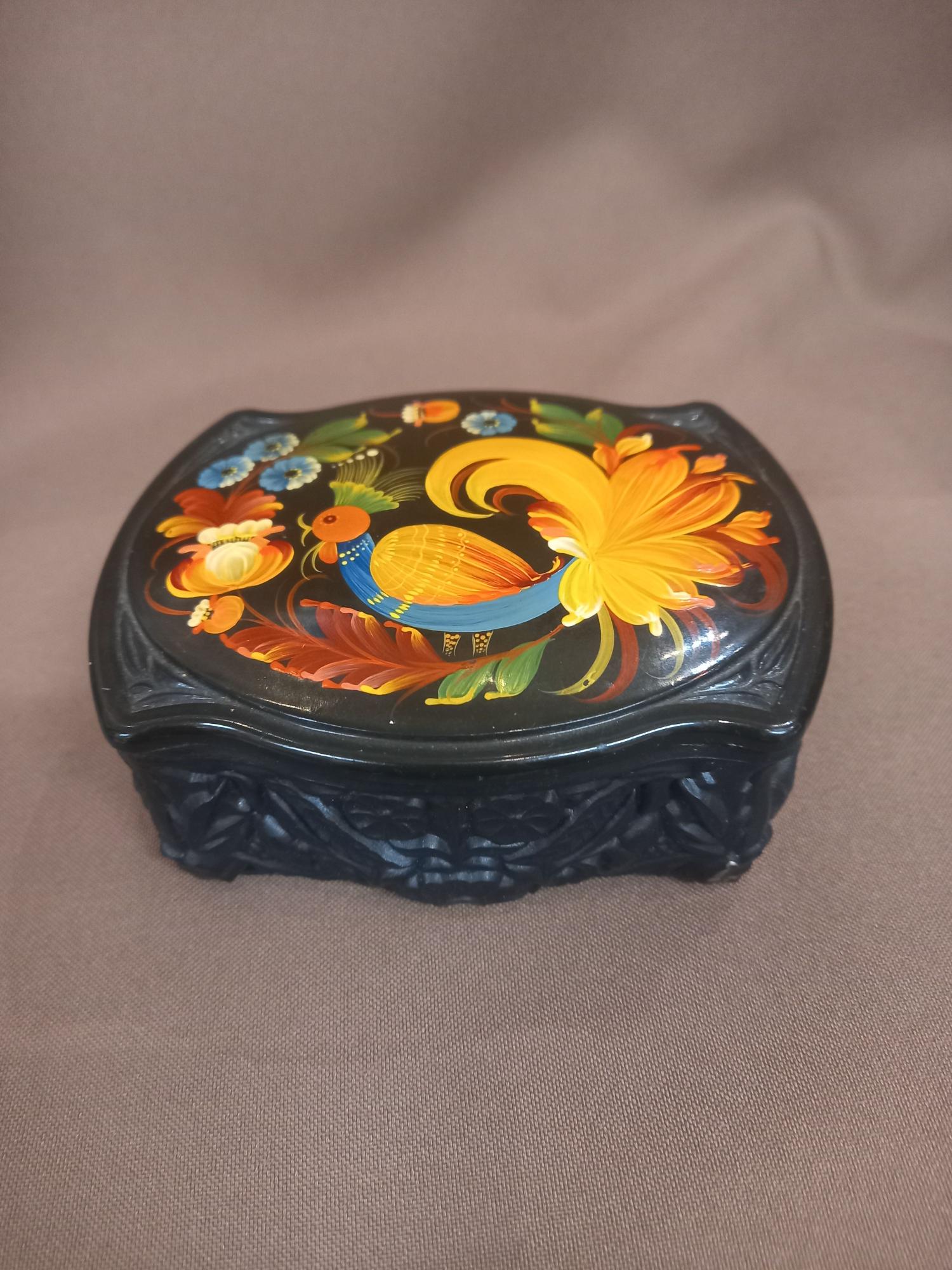 Шкатулка, пластик, живопись. СССР.