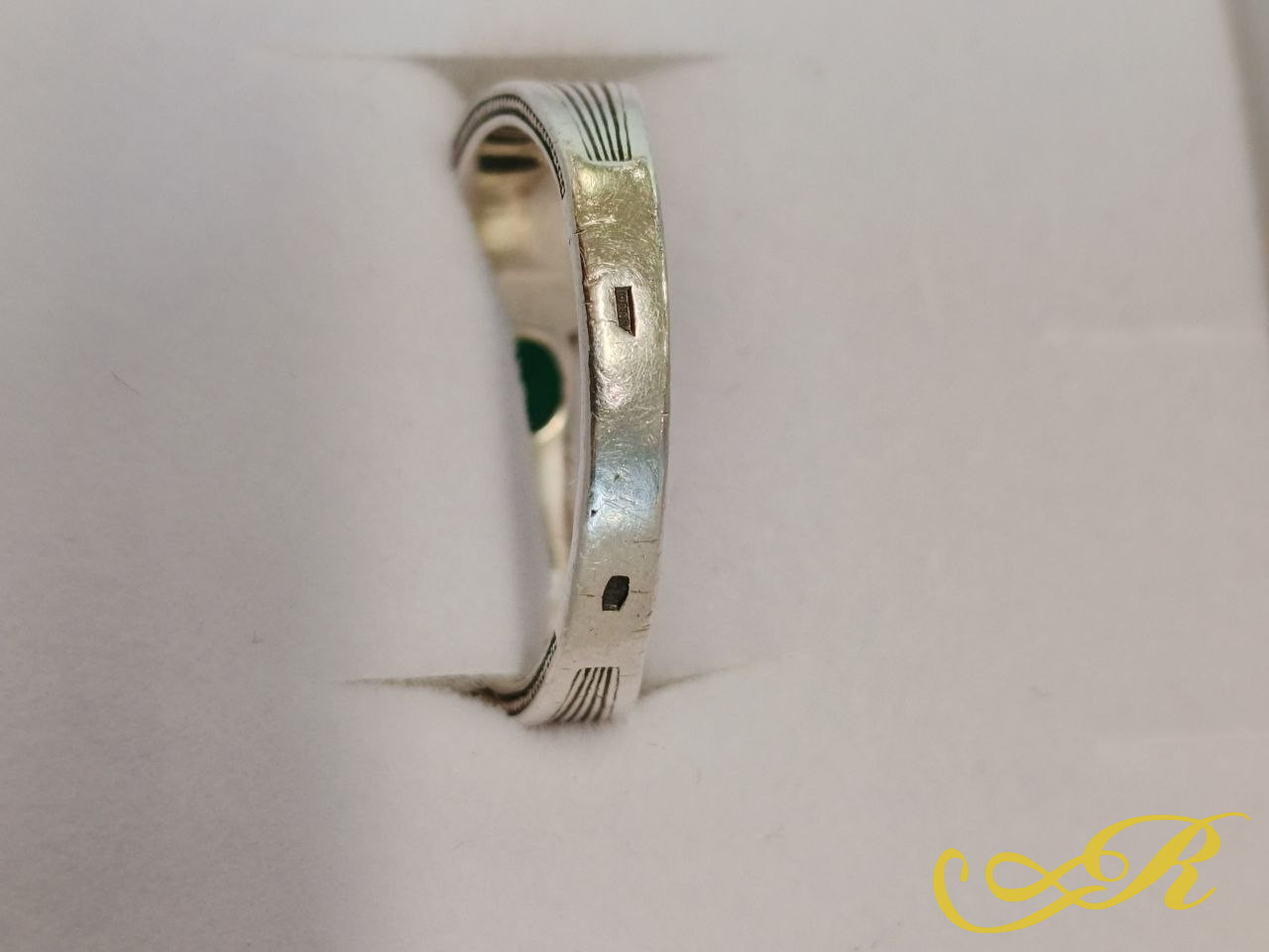  Серебряное кольцо 925 пробы с чернением и гидротермальным изумрудом. Рельефный византийский узор с технологией цельного литься. 7,06 гр. 