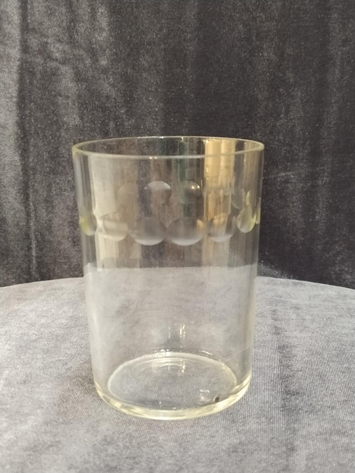 172.Стакан. Произведено на Мальцовских заводах (первый завод был основан в первой половине 18 века)