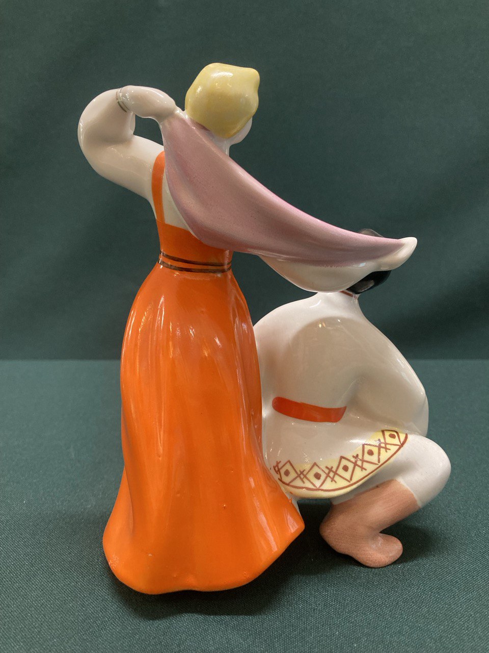 Статуэтка Русский танец, Полонне. СССР.