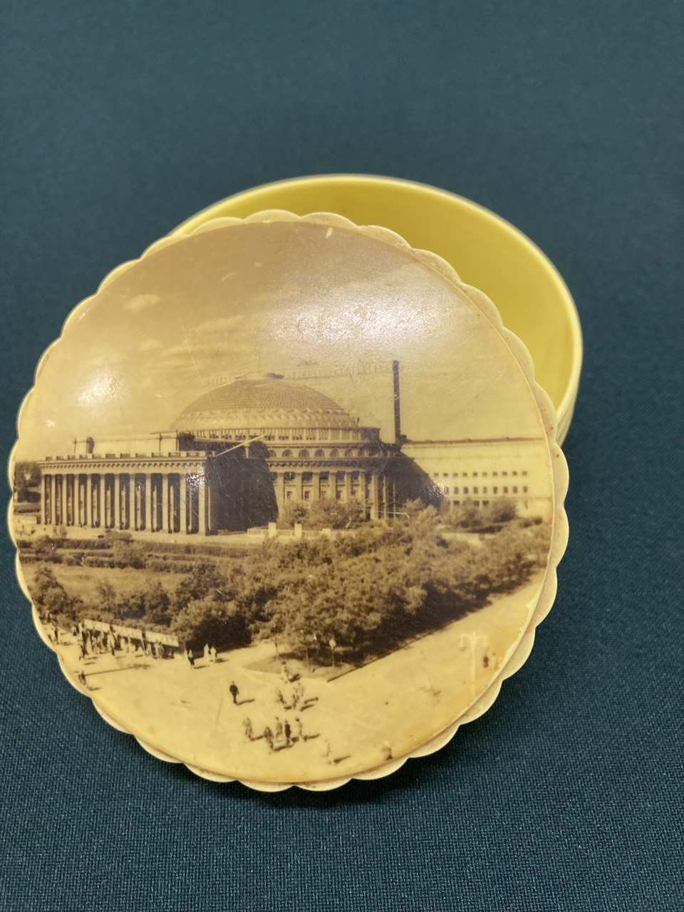 Шкатулки СССР. Винтаж. Разные размеры.