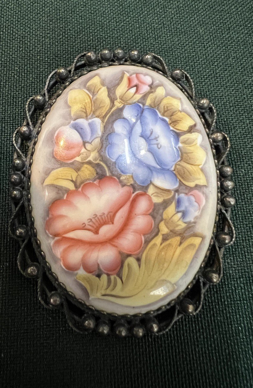 Брошка. Финифть , мельхиор. СССР