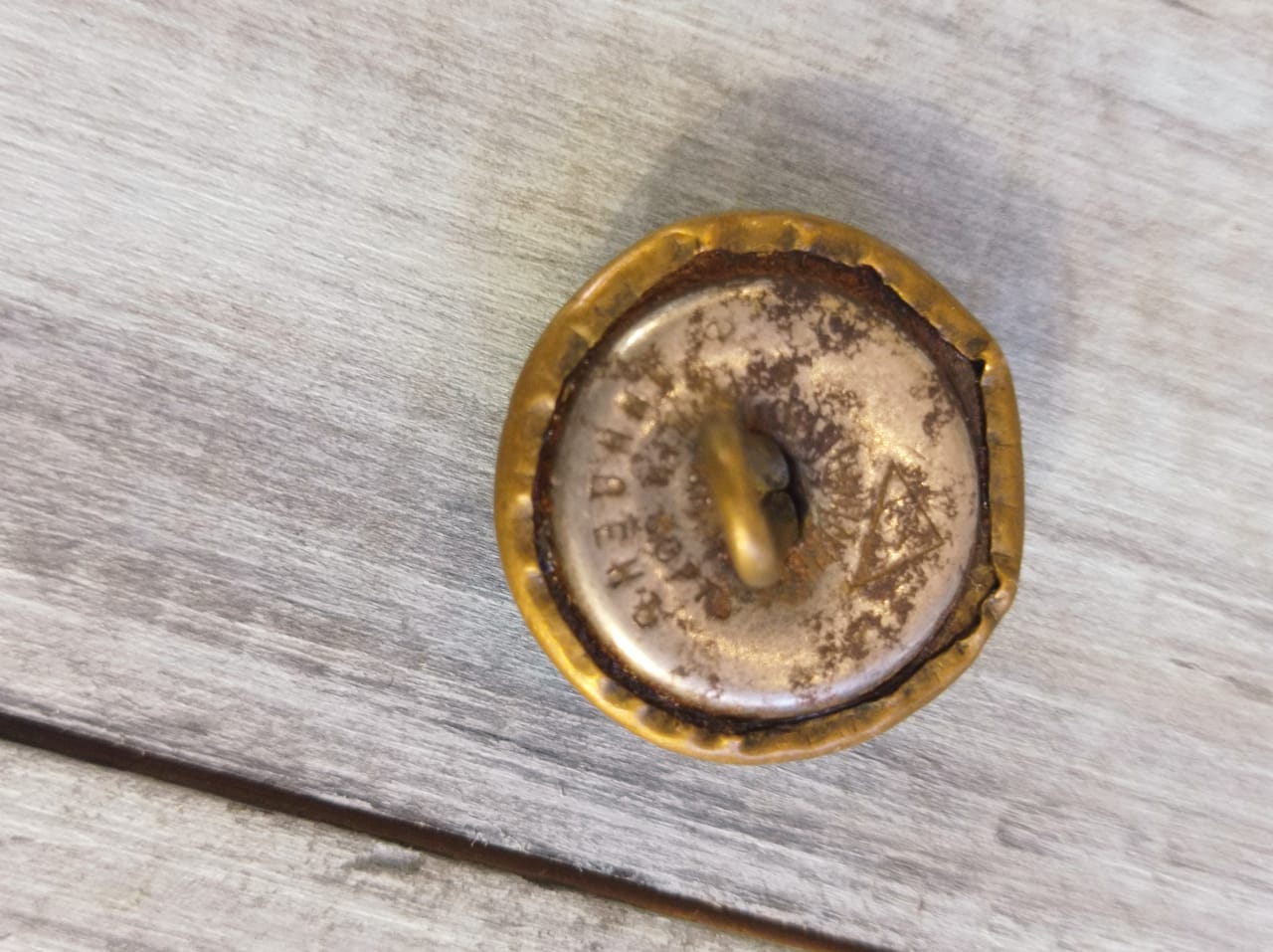 Пуговица мундирная, ЛИНДЕНЪ, 2,1 см.