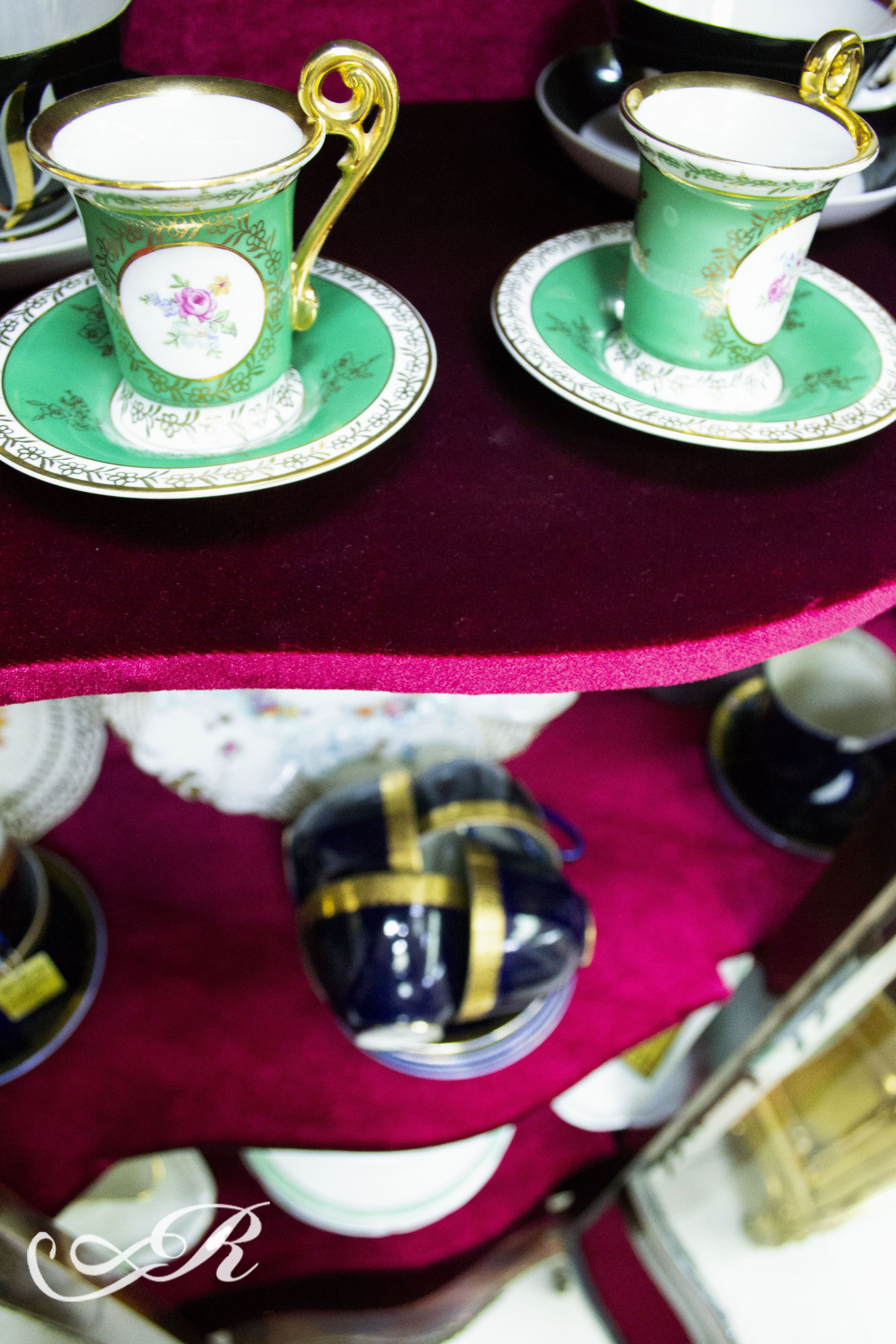 Витрина в стиле Людовика XV - го, Европа, ХIХ век.