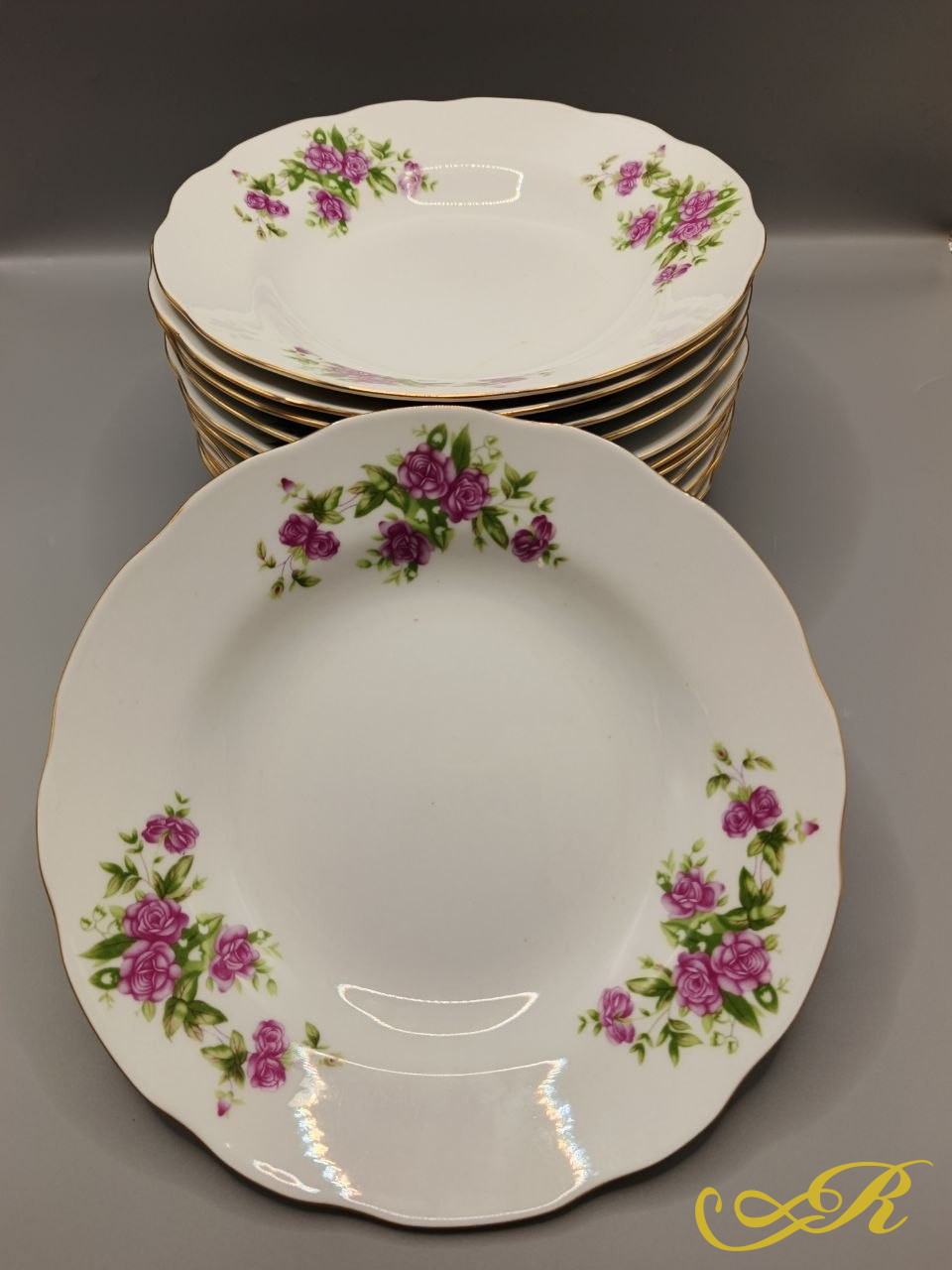  Винтажные фарфоровые  суповые тарелки фабрики Liling Porcelain  экспортного производства из провинции Хунань, Китай)  «Made in China». 1970-1980-е годы.  В наборе 12 тарелок. Диаметр 23 см. 