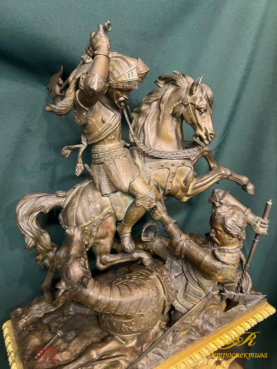 Парадные каминные часы фирмы Deniere Paris XIX век.