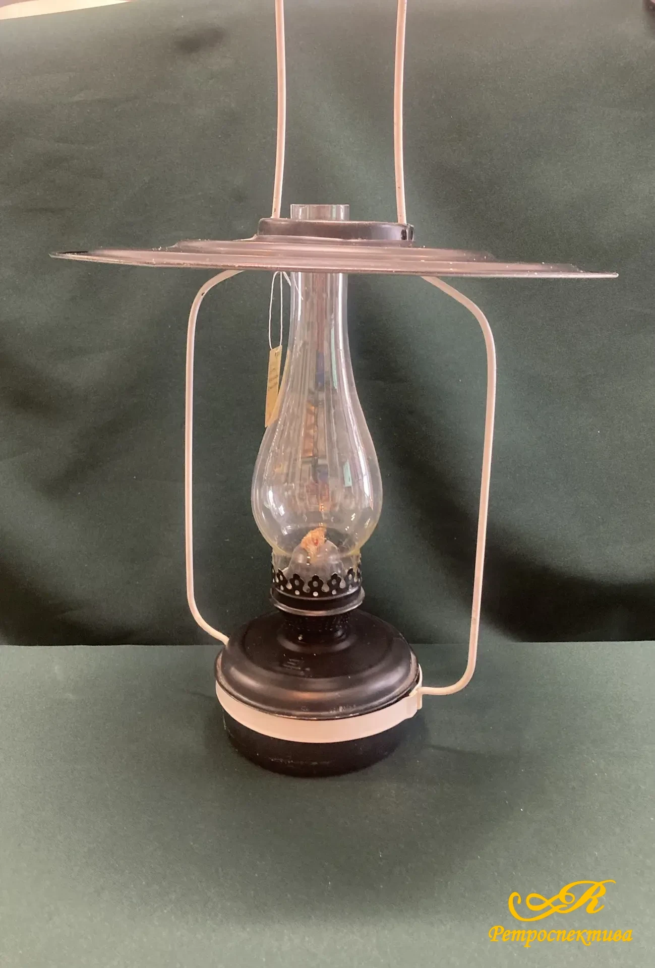 Лампа керосиновая с плафоном. Винтаж.  Новая.