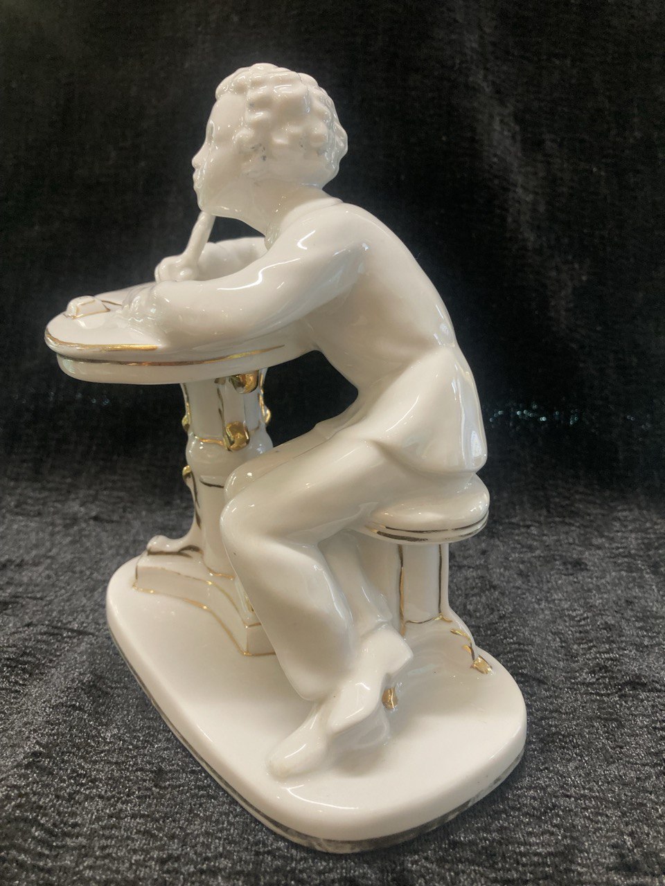 Фарфоровая статуэтка. Пушкин А.С. ЛФЗ 2 сорт.