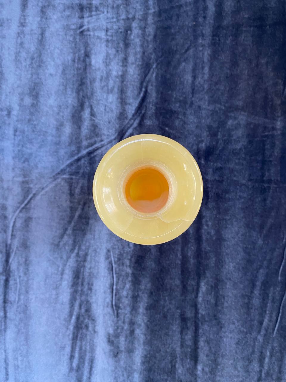 Декоративная ваза из оникса.