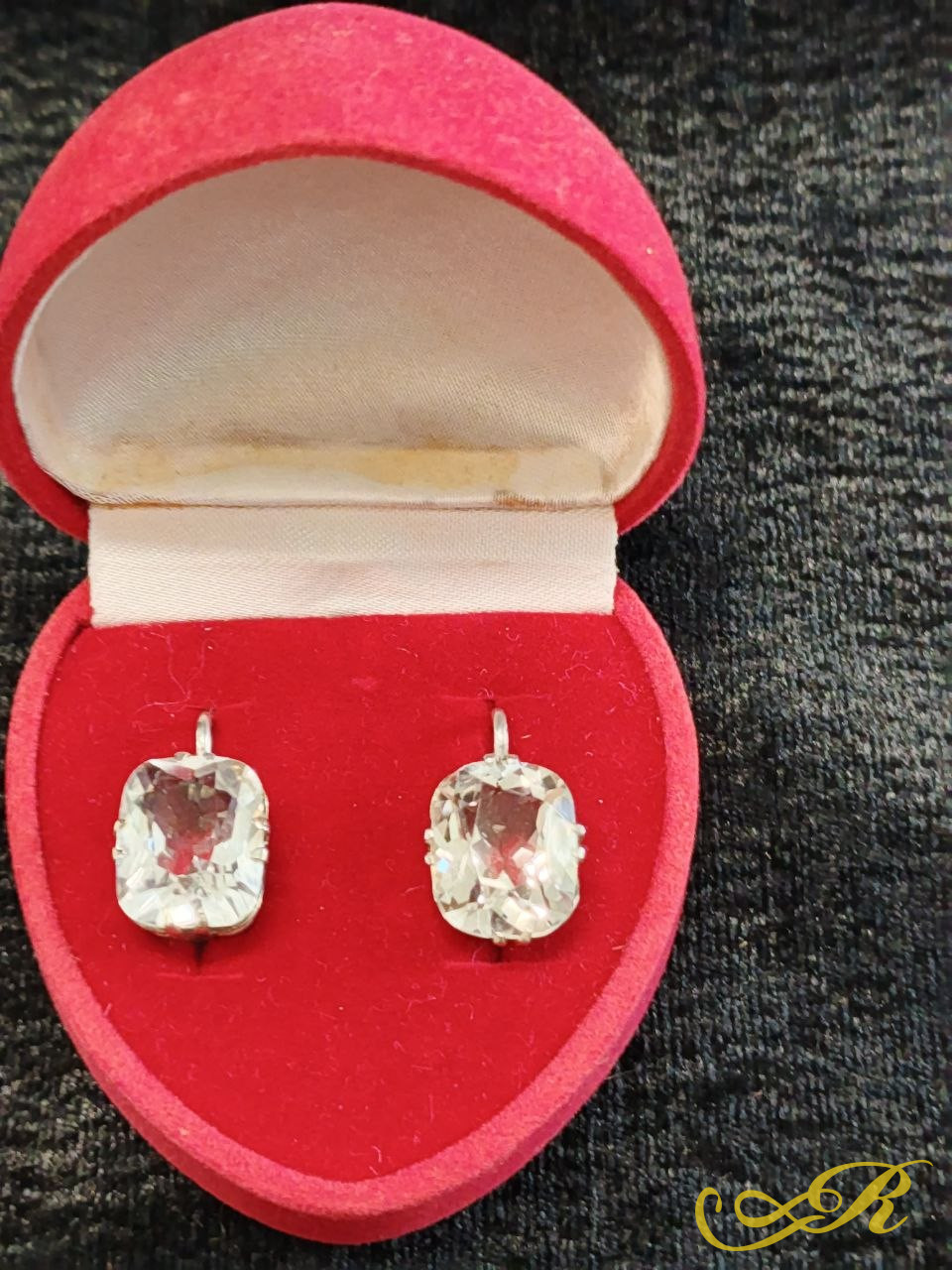Серьги серебро 875 пр. Камень горный хрусталь. Авторская работа. 6,62 гр. Дл-2,4 см. Ш-1,2 см. 