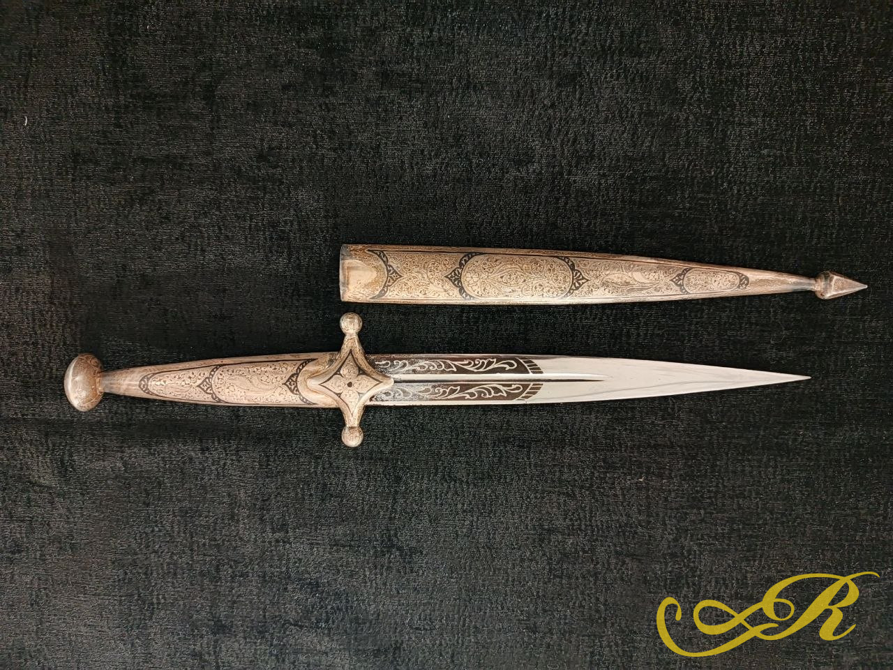  Кинжал (875 пр) г.СССР.Производство Дагестан г. Кубачи. 33,5 см. Клинок 31 см. 144 гр
