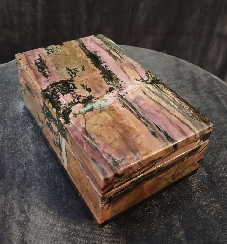 Шкатулка родонит 7.5х16.5х10см