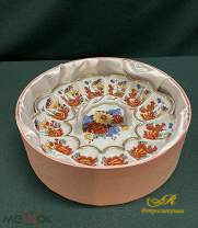 Фарфоровая тарелка для яиц на пасху. Япония.