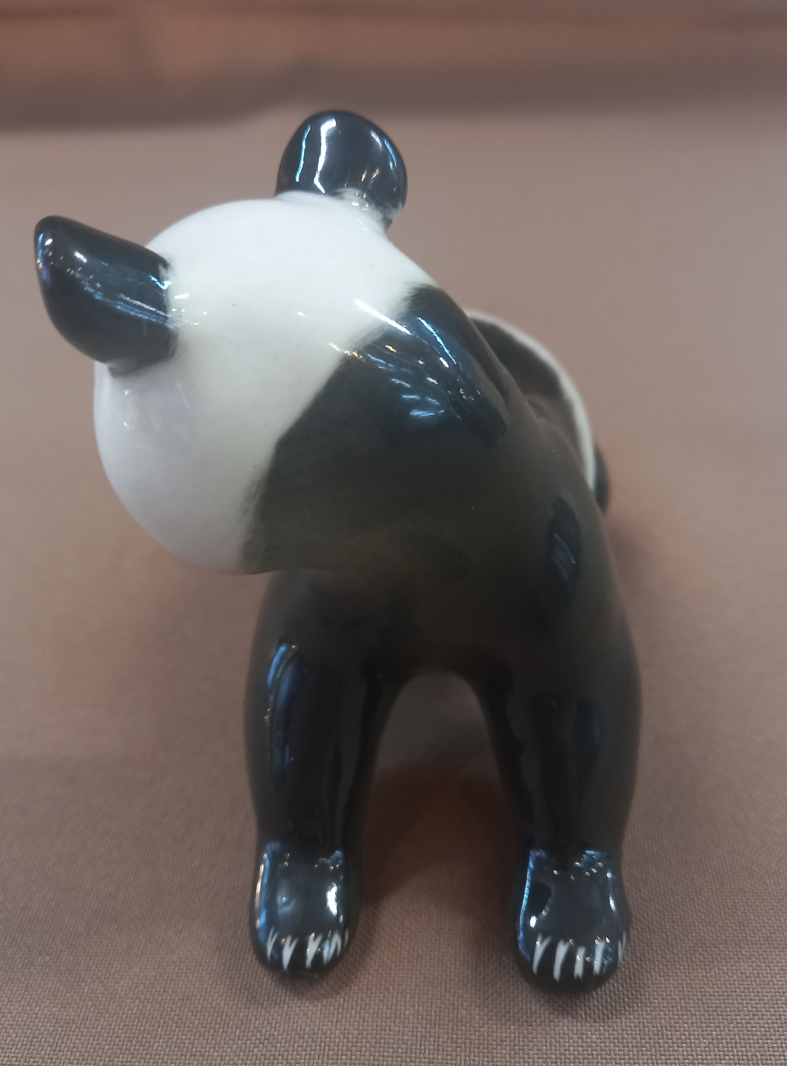 Фарфоровая статуэтка «Панда», фарфор, глазурь, ЛФЗ, высота 8 см