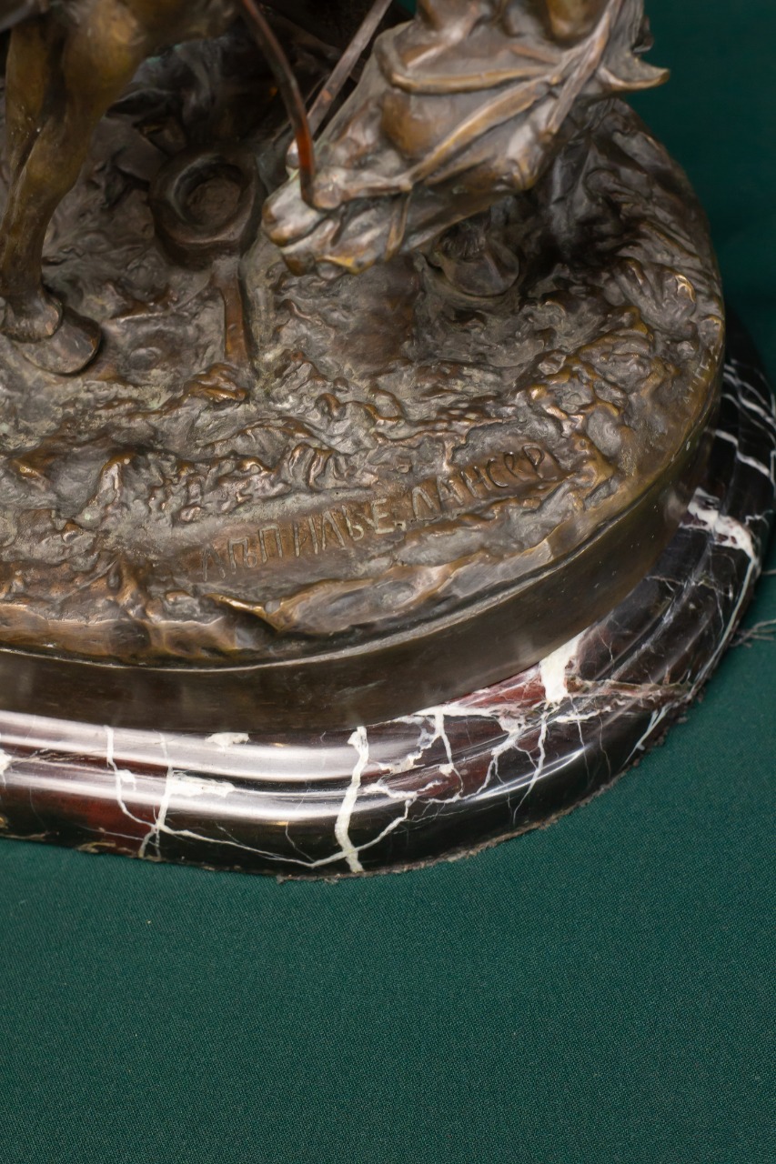 Скульптура "Запорожец после битвы" Е.Лансере (1848-1886) МХФ 1952 год