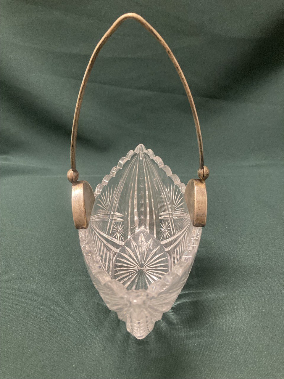 Ваза хрустальная  с серебряной ручкой. СССР.